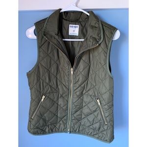Old Navy Quilted Vest